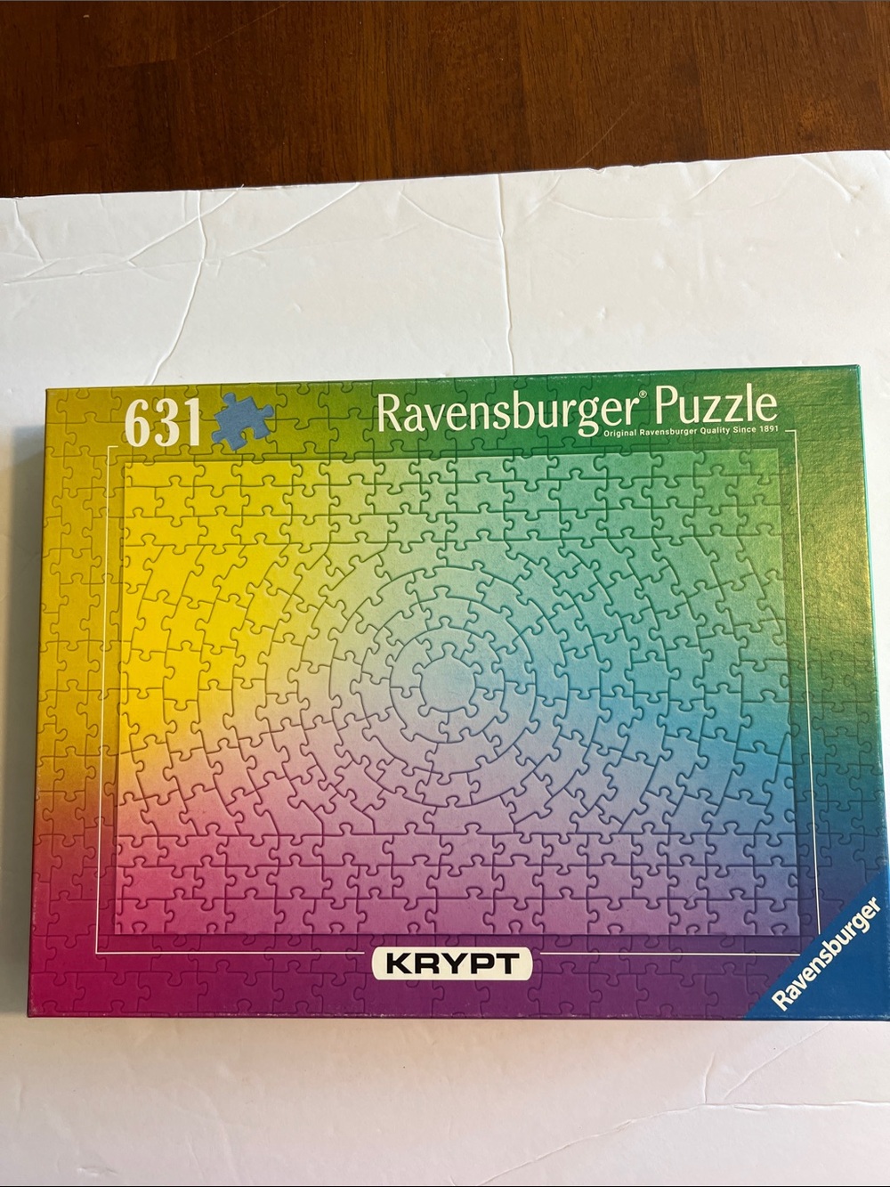Ravensburger “Krypt gradient” 631 piece